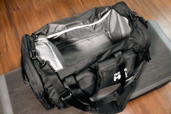 NHQ Nike Duffle Bag - Image 9